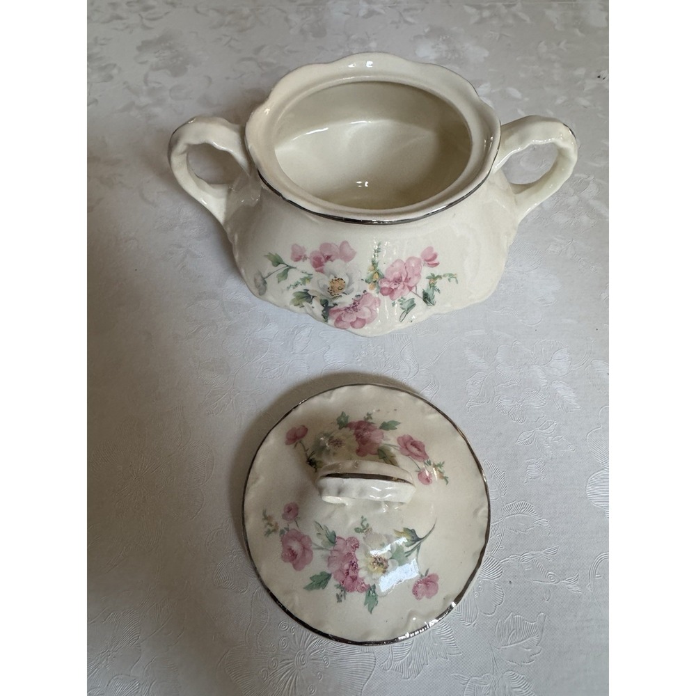 Vintage Homer Laughlin Nautilus Sugar Bowl w/ Lid Pink Roses Platinum Trim 1946